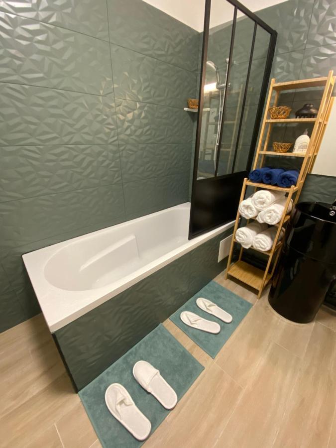 Grand Appartement Courbevoie Paris Exteriér fotografie