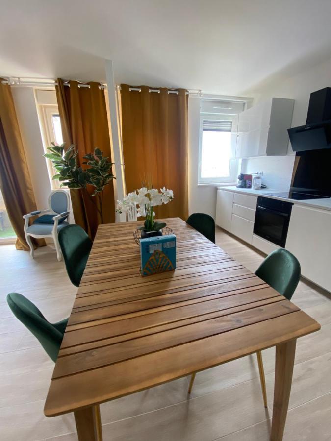 Grand Appartement Courbevoie Paris Exteriér fotografie